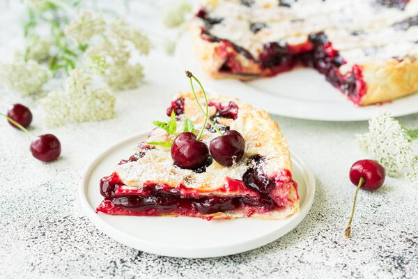 Simple Cherry Pastry Pies Simple Cherry Pastry Pies