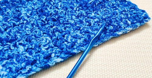 Fast And Easy Speckled Chunky Yarn Blanket Fast And Easy Speckled Chunky Yarn Blanket