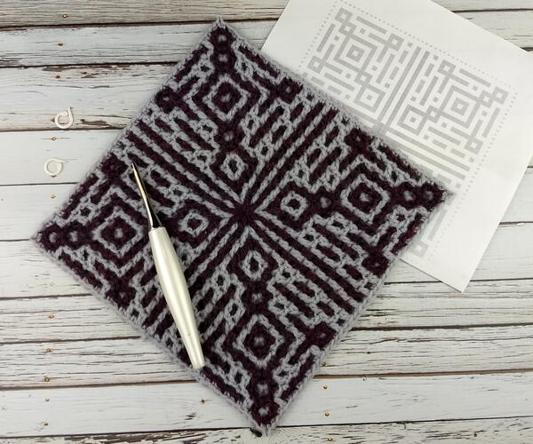 November Interlocking Square November Interlocking Square