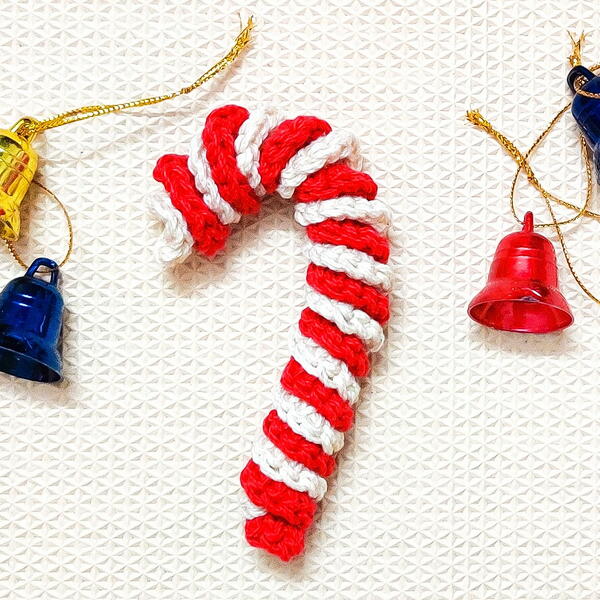 How To Crochet A Easy Candy Cane How To Crochet A Easy Candy Cane