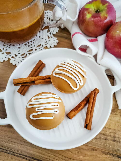 Salted Caramel Apple Cider Bombs Salted Caramel Apple Cider Bombs