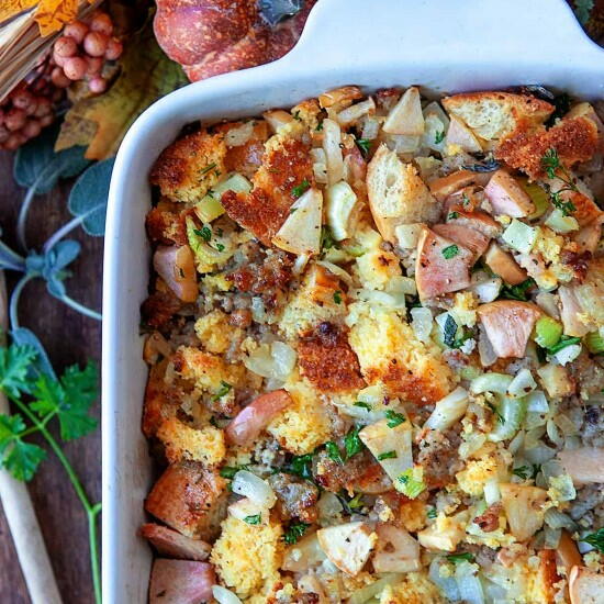 Old-fashioned Cornbread Dressing Old-fashioned Cornbread Dressing