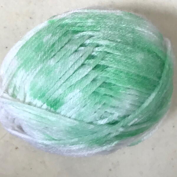 Acrylic yarn dyed with food coloring