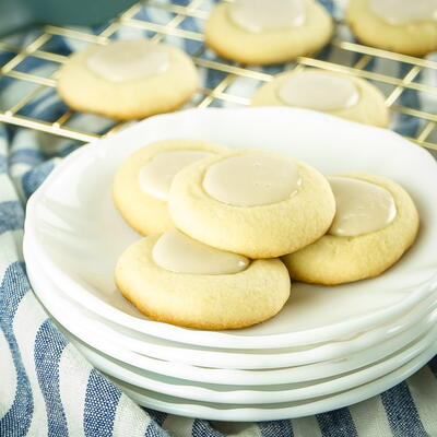Maple Thumbprint Cookies
