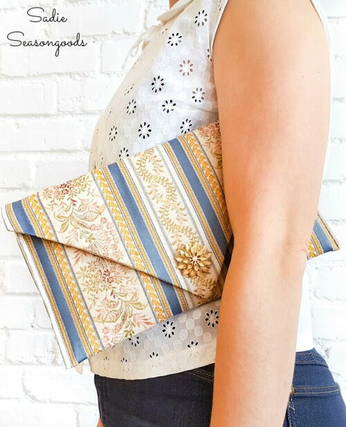 Table Runner DIY Clutch Table Runner DIY Clutch