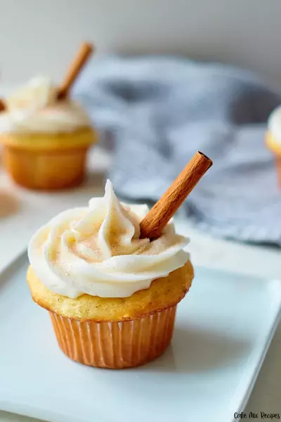 Cake Mix Snickerdoodle Cupcakes