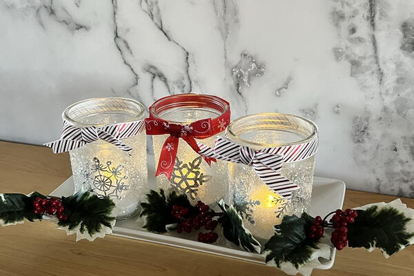 Snowflake Mason Jar Christmas Luminaries