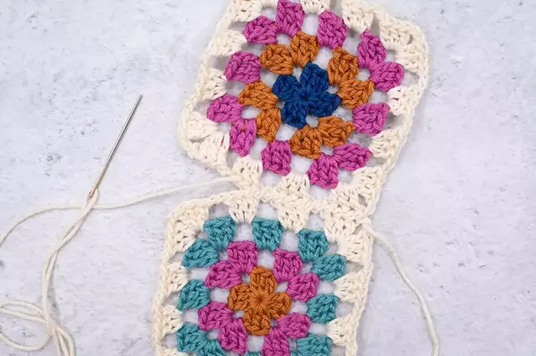 How To Whip Stitch Crochet Pieces Together How To Whip Stitch Crochet Pieces Together