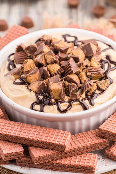 Peanut Butter Cup Cheesecake Dip Peanut Butter Cup Cheesecake Dip