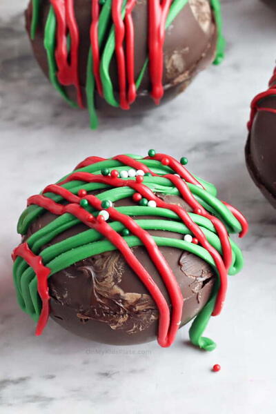 How To Make Hot Chocolate Bombs For Christmas
