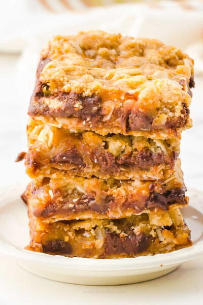 Carmelita Bars gooey Oatmeal Caramel Chocolate Cookies Carmelita Bars (gooey Oatmeal Caramel Chocolate Cookies!)