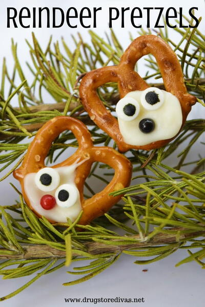 Reindeer Pretzels Reindeer Pretzels