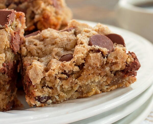 Oatmeal Cinnamon Chocolate Chip Bars Oatmeal Cinnamon Chocolate Chip Bars