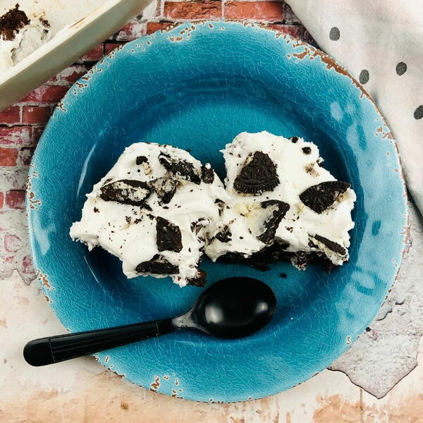 Oreo Dump Cake Oreo Dump Cake