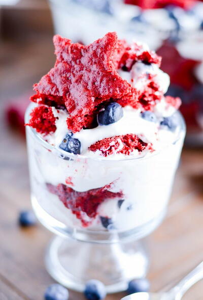Red Velvet Trifle in a Jar Red Velvet Trifle in a Jar