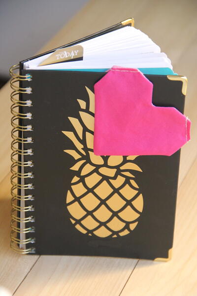 Heart Corner Bookmark Heart Corner Bookmark