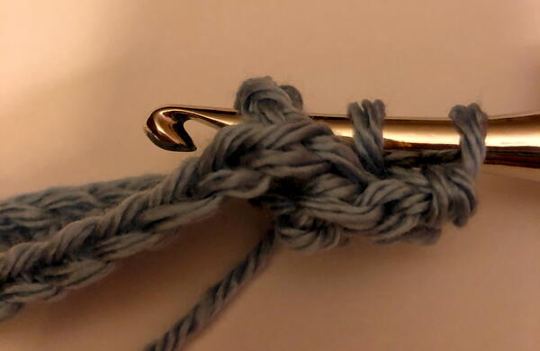 How To Work A Front Post Or Back Post Double Crochet Stitch How To Work A Front Post Or Back Post Double Crochet Stitch