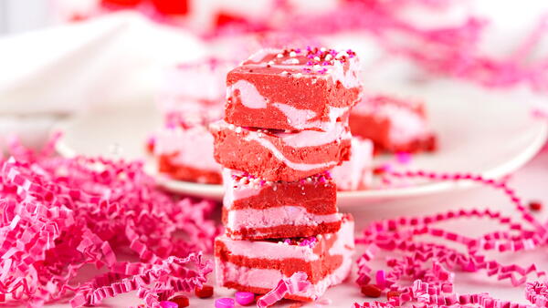 Easy Peasy Frosting Strawberry Fudge Recipe