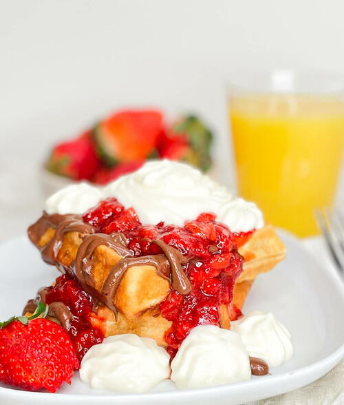 Strawberry Shortcake Waffles With Nutella Strawberry Shortcake Waffles With Nutella