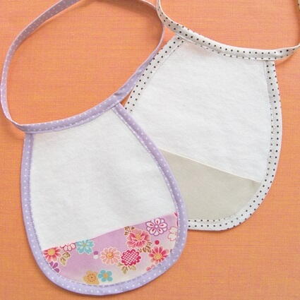 Cute Baby Bib with Bias Tape Cute Baby Bib with Bias Tape