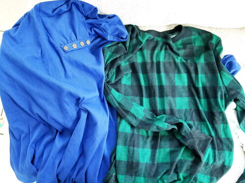 Clean, Smooth, and Crisp: How to Unwrinkle Clothes Clean, Smooth, and Crisp: How to Unwrinkle Clothes