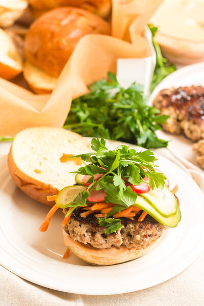 Easy Banh Mi Burger Recipe