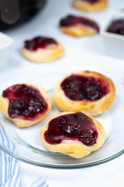 Air Fryer Cherry Cream Cheese Crescent Roll Danish Recipe Air Fryer Cherry Cream Cheese Crescent Roll Danish Recipe