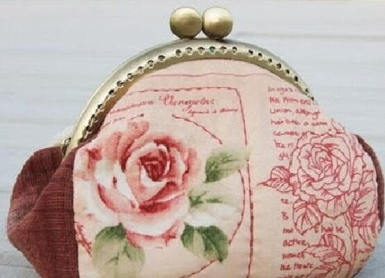 Vintage Rose Frame Purse Vintage Rose Frame Purse
