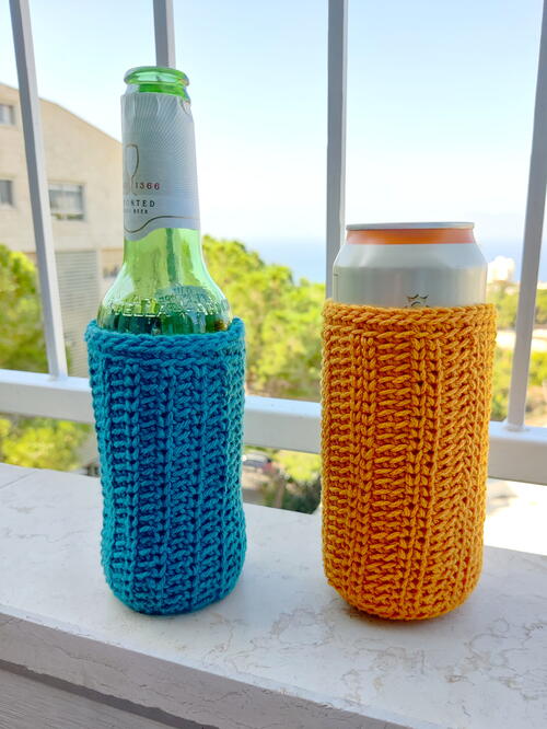 Knit-look Crochet Beer Cozy Knit-look Crochet Beer Cozy