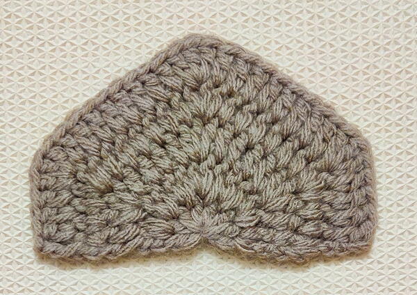 How To Make A Pointed Crochet Solid Half Hexagon How To Make A Pointed Crochet Solid Half Hexagon