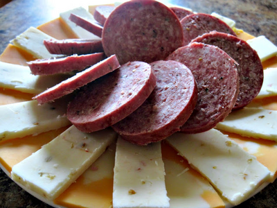 Easy Thanksgiving Appetizer – Cheese & Sausage Platter
