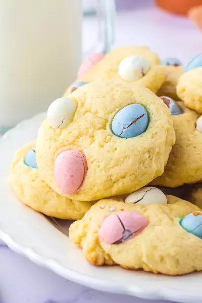 Easter Mini Egg Cookies Easter Mini Egg Cookies