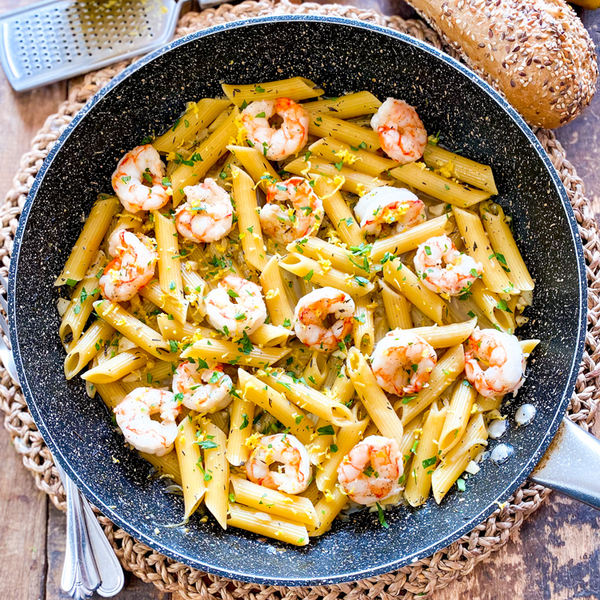 One-pan Lemon Garlic Shrimp Pasta | The Perfect Weeknight Pasta Recipe