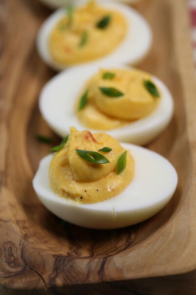 Sriracha Spicy Deviled Eggs Sriracha Spicy Deviled Eggs