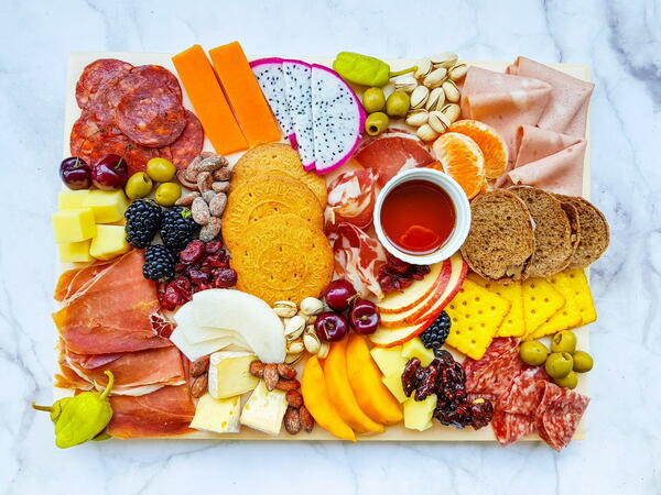 Simple Charcuterie Board Simple Charcuterie Board