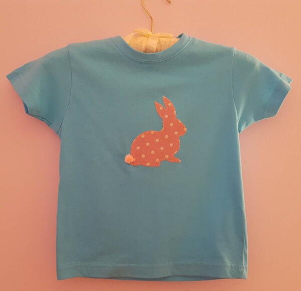 DIY Spring Bunny T-Shirt DIY Spring Bunny T-Shirt