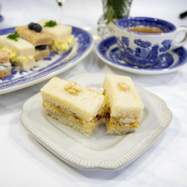 Pesto Chicken Salad Tea Sandwiches Pesto Chicken Salad Tea Sandwiches