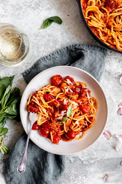 Easy 30 Minute Pasta Napolitana