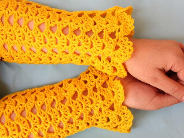 Most Elegant Woollen Long Sleeves Pattern Girls Fashion Most Elegant Woollen Long Sleeves Pattern Girls Fashion