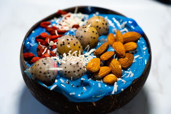 Strawberry Banana Smoothie With Blue Spirulina Strawberry Banana Smoothie With Blue Spirulina