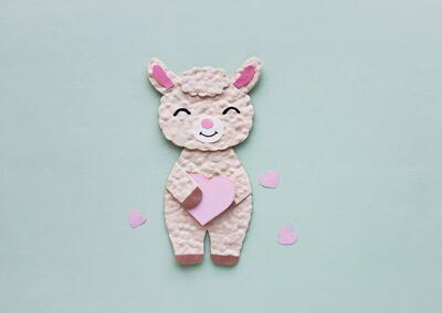 Llama Papercraft