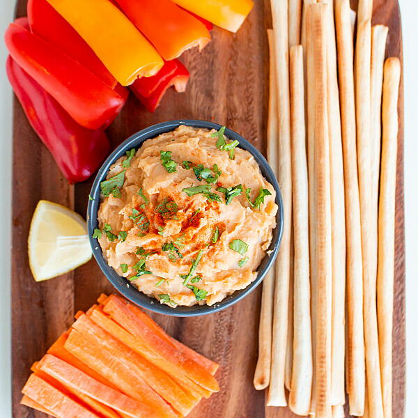 Buffalo White Bean Dip