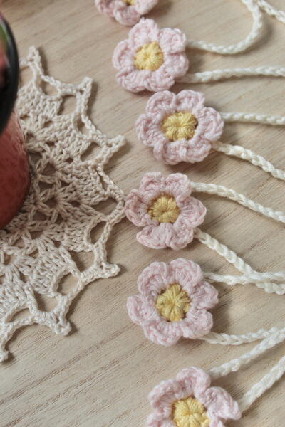 Hanas Crochet Flower Garland Hana's Crochet Flower Garland