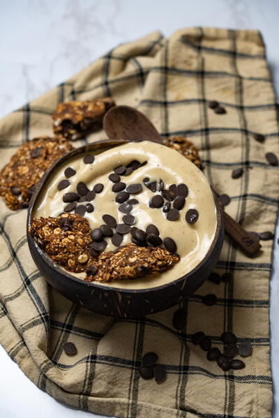Cookie Dough Smoothie Bowl Cookie Dough Smoothie Bowl