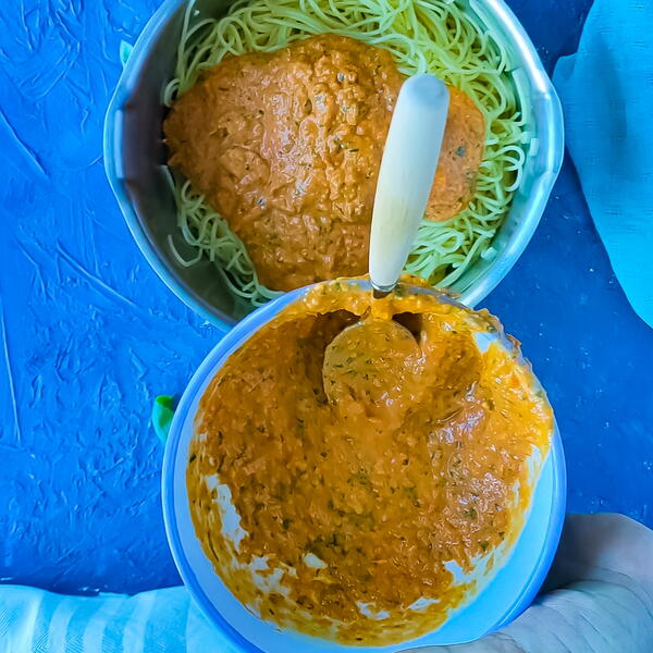 Easy Red Pesto Pasta With Chili Pesto Easy Red Pesto Pasta With Chili Pesto