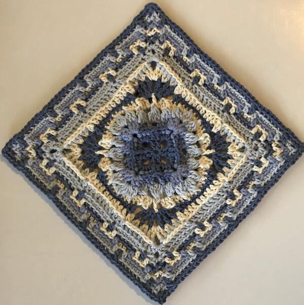 Landyn Tahj Square Landyn Tahj Square