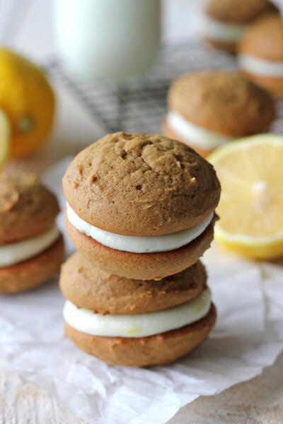 Gingerbread Whoopie Pies with Lemon Creme Gingerbread Whoopie Pies with Lemon Creme