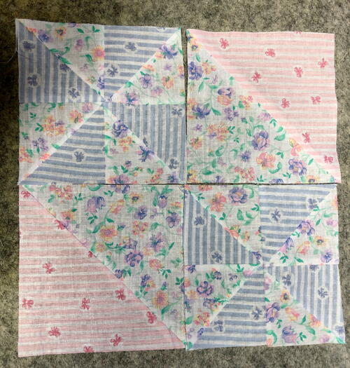 Charming Scrappy Pinwheel Pattern Charming Scrappy Pinwheel Pattern