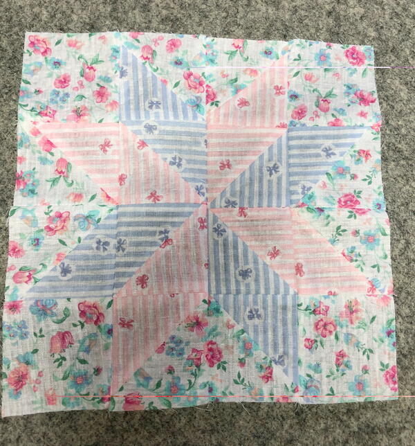 Charming Whimsical Pinwheel Mini Quilt Pattern Charming Whimsical Pinwheel Mini Quilt Pattern