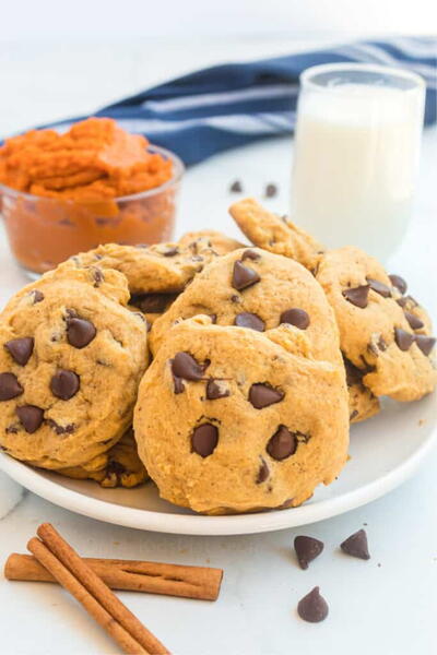 Soft Pumpkin Chocolate Chip Cookies Soft Pumpkin Chocolate Chip Cookies